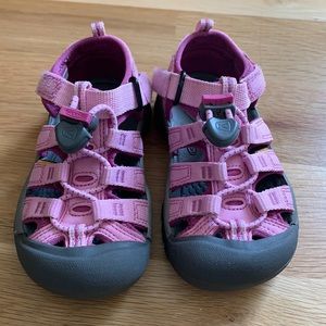 Keen toddler water shoes